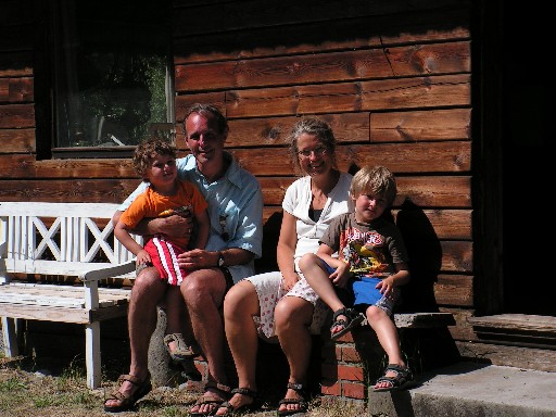 family photo at Grandpa Viggo's house